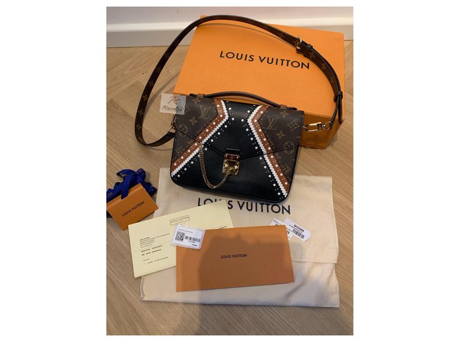 Louis Vuitton Handbags Brown Black Leather  ref.167807