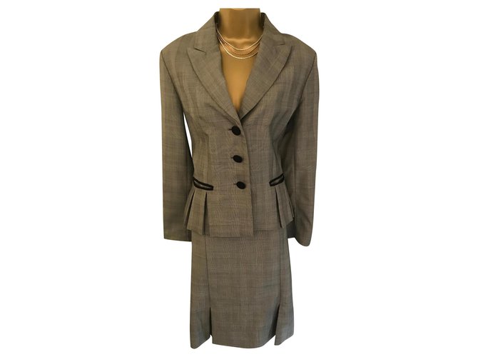 hobbs suits ladies