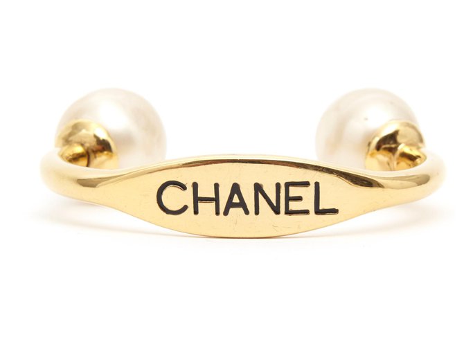 Chanel MEGA PERLEN MANSCHETTE Golden Metall  ref.168880