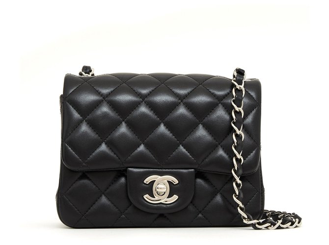 Chanel TIMELESS CLASSIC BLACK MINI Leather ref.168893 - Joli Closet