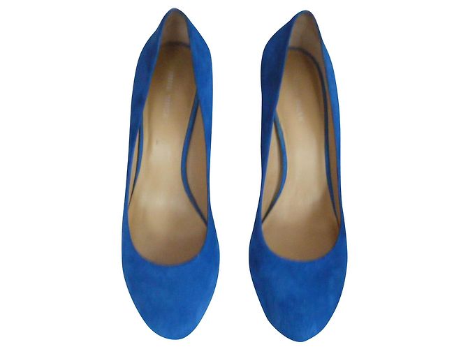 Nine West Blue Deerskin Heels Size 10