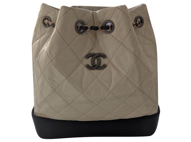 Chanel Gabrielle Backpack Small Cuir Blanc  ref.169229