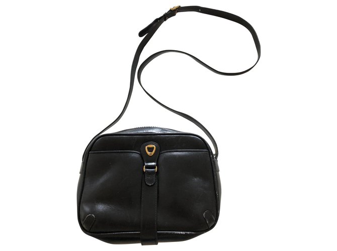 Céline Handbags Black Leather  ref.169292