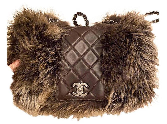 Chanel Handbags Brown Leather  ref.169330