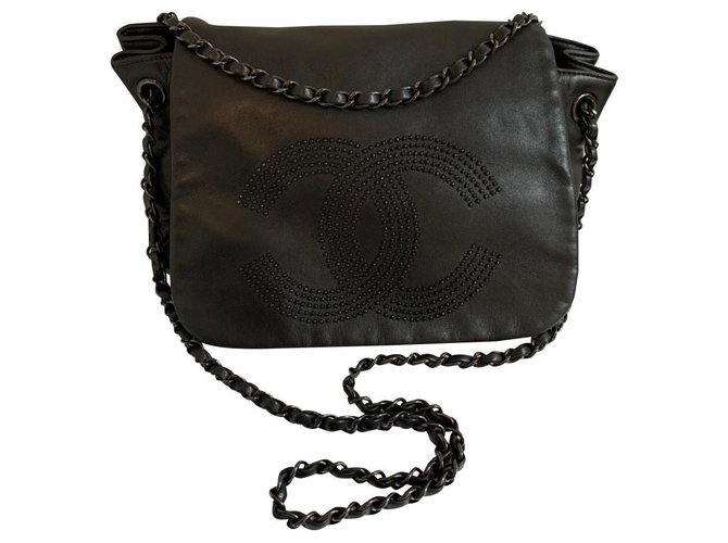 Chanel Black Leather  ref.169369