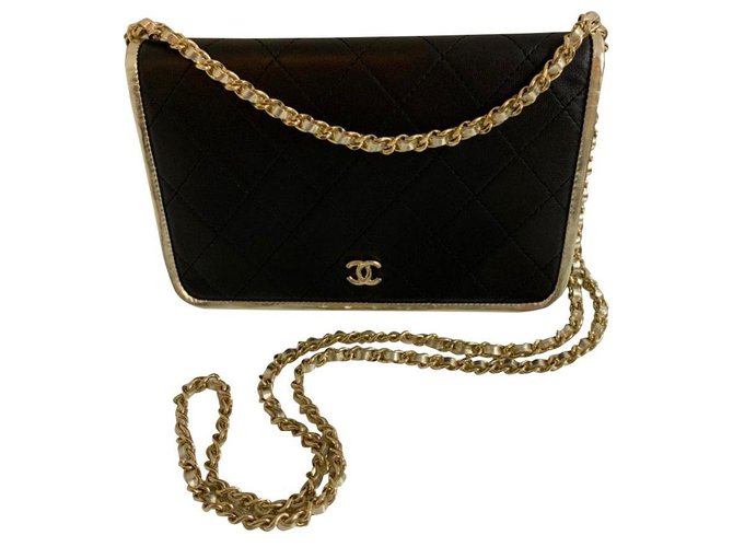 Chanel Black Leather  ref.169371