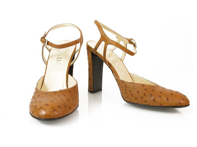 tan leather mary jane shoes