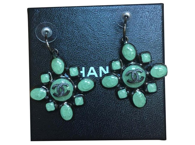 Chanel Earrings Light green Steel  ref.169540