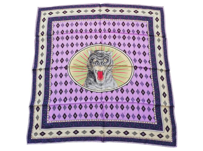 Gucci Silk scarves Multiple colors  ref.169541