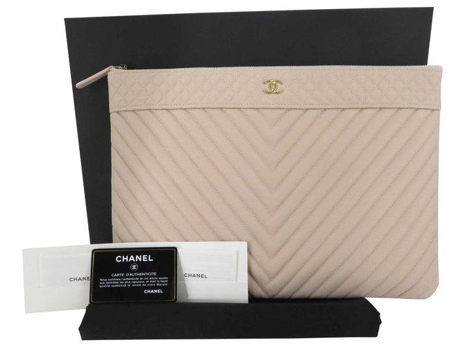 Pochette caviale Chanel Pelle  ref.169729