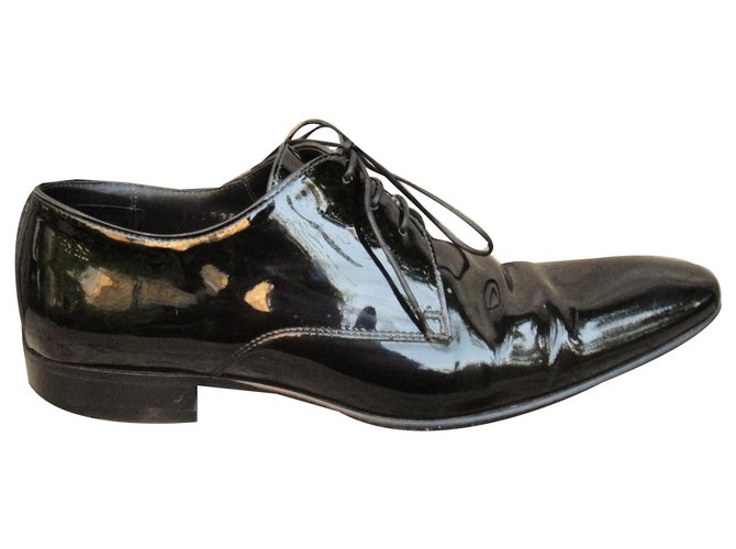 Hugo Boss varnished derbies Boss p 40 Perfect condition Black Patent leather  ref.169861