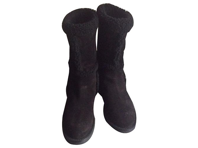 Botas Louis Vuitton de pele de cervo pretas Preto