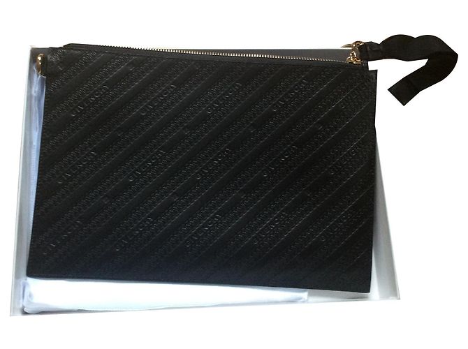 Pochette Givenchy en cuir noir