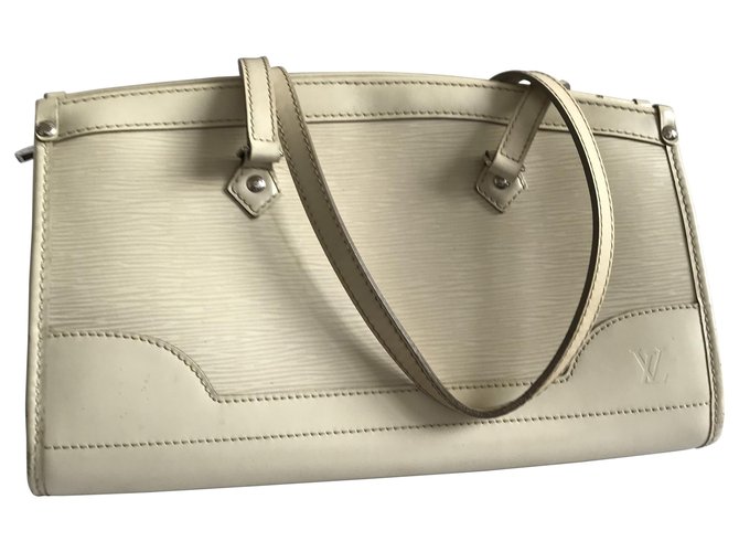 Louis Vuitton Madelaine White Leather  ref.170045