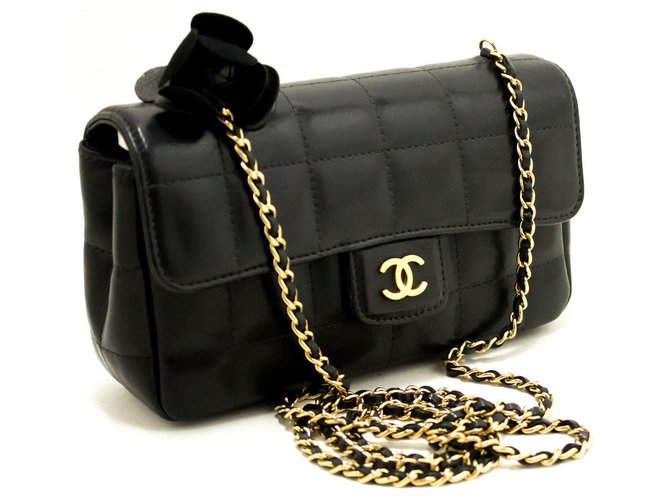 Chanel shoulder bag Black Leather  ref.170180
