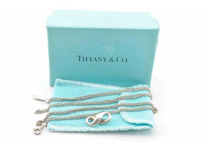 TIFFANY & CO. Necklace Silvery Silver  ref.170260