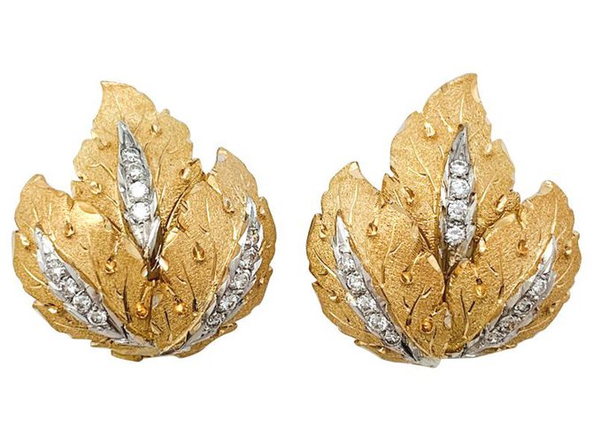 inconnue Leaf earrings 2 gold and diamonds. White gold Yellow gold  ref.170370