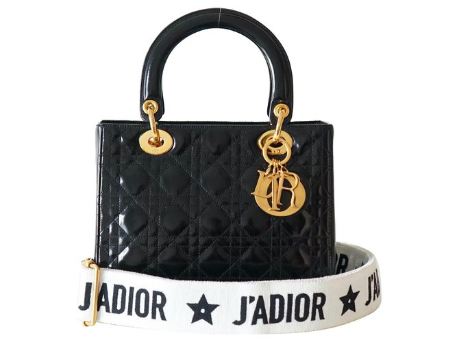 Lady Dior Dior Bolsos de mano Negro Charol  ref.170407
