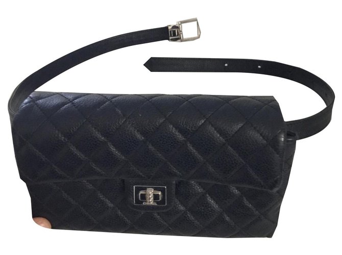 Bolsa de cinturón de Chanel Negro Cuero  ref.170600