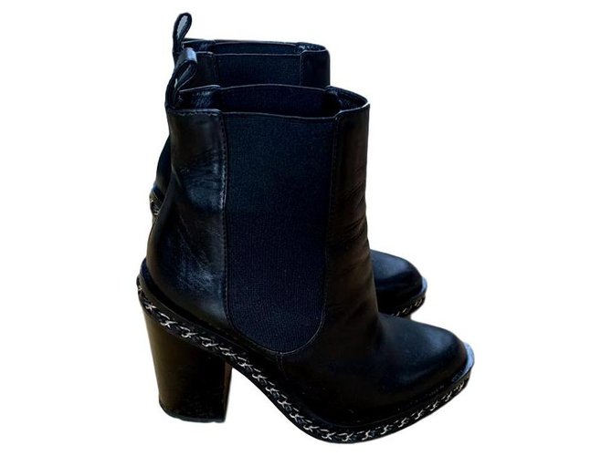 Chanel Ankle Boots Black Lambskin  ref.170615