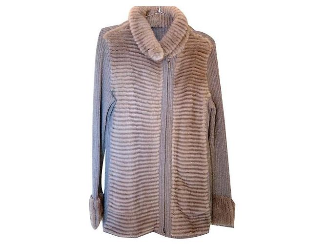 Autre Marque Wunderschöne Kaschmirjacke und praktischer Nerz Taupe