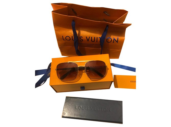 Louis Vuitton Gafas de sol Dorado Metal  ref.170713