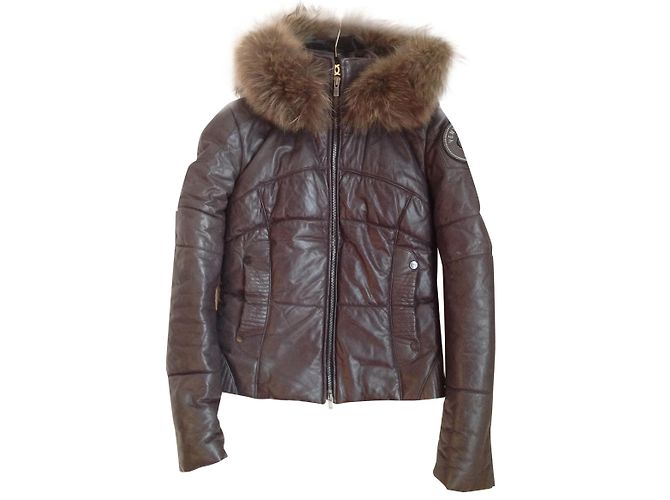 Ventcouvert Chaqueta acolchada de piel de cordero ,,capucha de piel de séquito Gris pardo