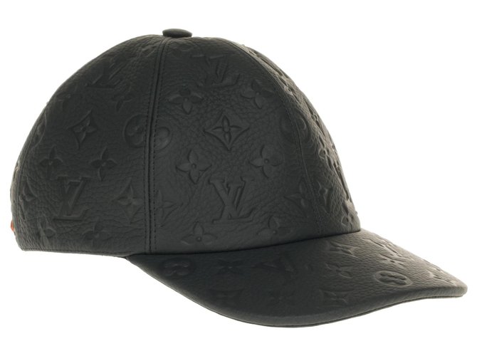 Cappellino Louis Vuitton Serie limitata di spettacoli modello 1.1 in morbida pelle nera Taurillon, Nuova Condizione Nero  ref.171327