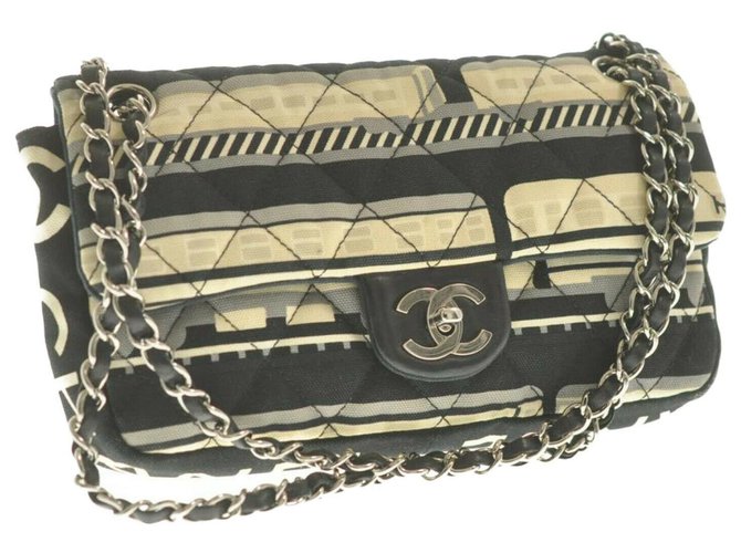 Bolso de hombro Chanel Matelasse Negro Lienzo  ref.171666