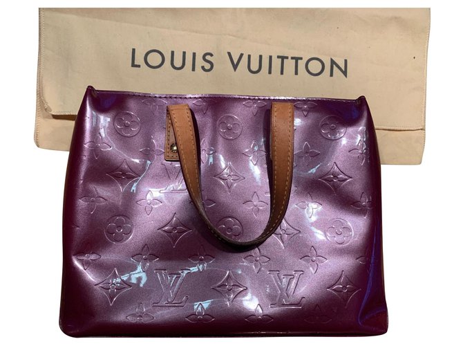 Louis Vuitton Read Bordeaux Lackleder  ref.171728