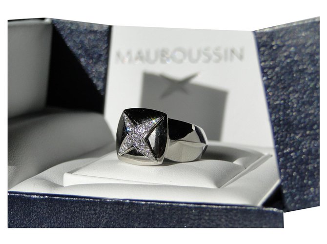 Bague Mauboussin Etoiles Divines Or blanc 18 K et diamants Argenté  ref.172056