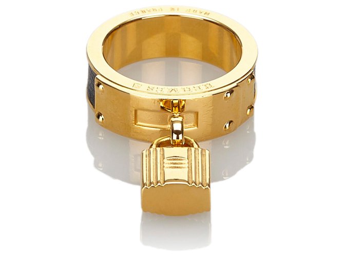 Hermès Hermes Gold Loop Charms Bague écharpe Cadenas Métal Doré  ref.172341