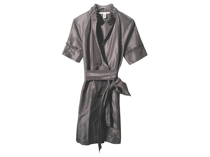 Diane Von Furstenberg Wickelkleid aus Seide Grau Silber