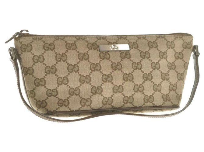 gucci hand pouch