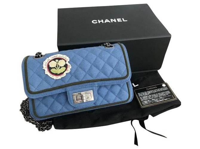Bolsa Chanel 2.55 Bolsa de aba de lã da coleção Métiers d'Art Paris-Salzburg 2015 Azul Azul claro  ref.173172