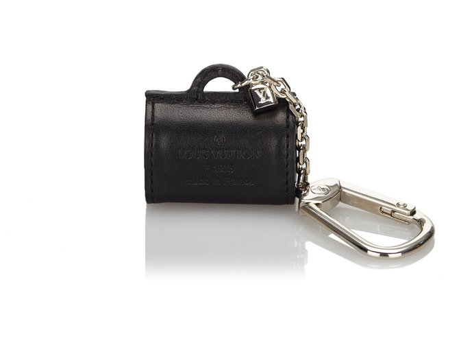 Louis Vuitton Black Leather Key Chain Metal  ref.173217