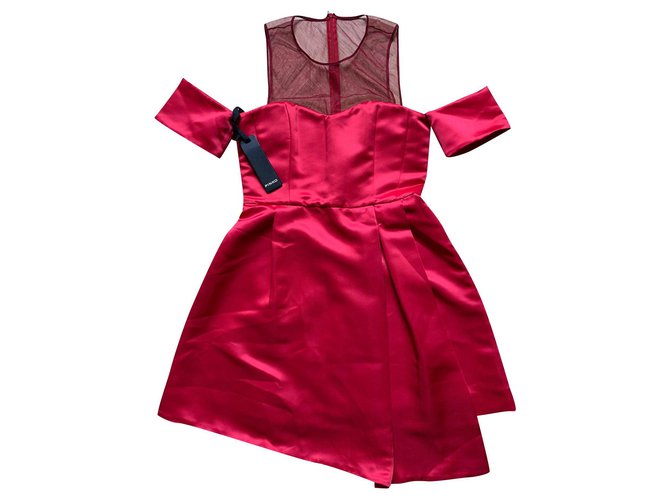 Pinko Dresses Dark red Polyester  ref.173359