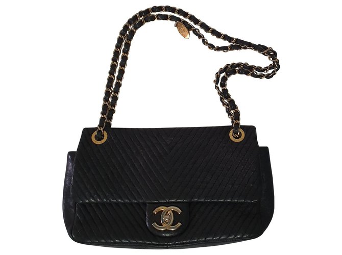 Wallet On Chain Chanel V Stitch Chain shoulder bag Black Leather  ref.173433