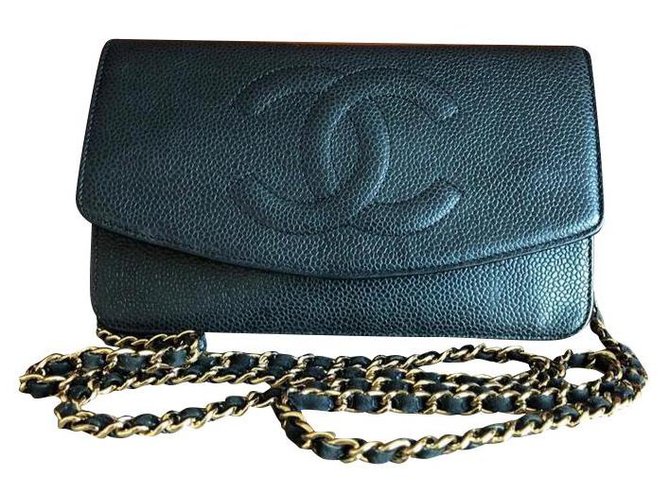 Wallet On Chain Chanel Handbags Black Leather  ref.174439