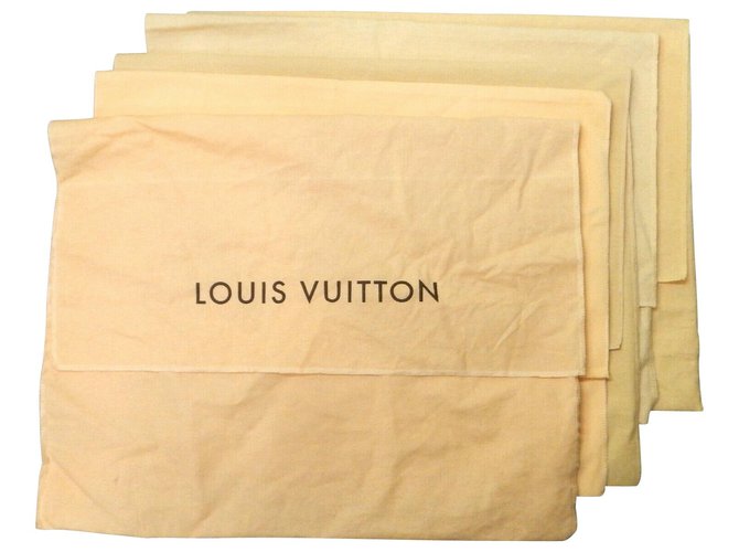 Louis Vuitton Enveloppe Housse de protection contre la poussière Coton  ref.174511