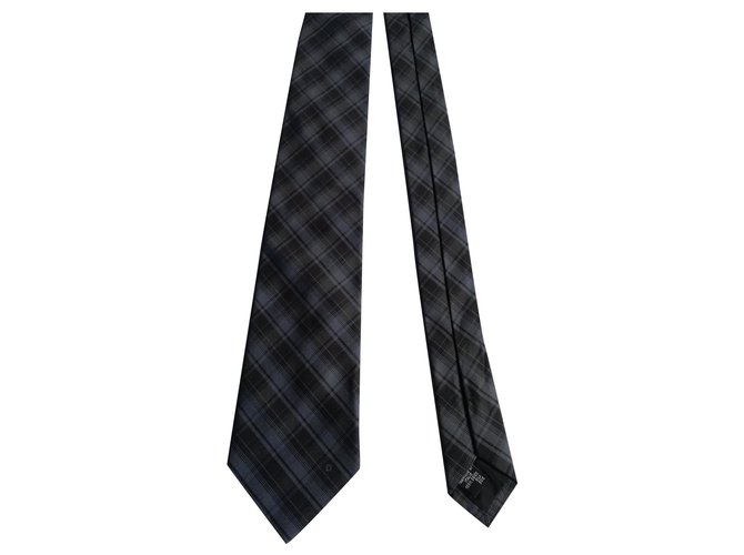 givenchy tie