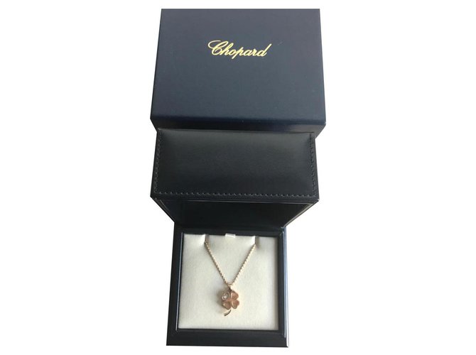 Chopard 18K Rose Gold Happy Diamonds Clover Colar com pingente Dourado Ouro rosa  ref.174568