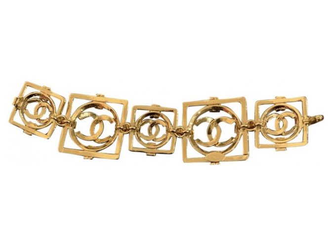 Chanel CC Dourado Metal  ref.174595