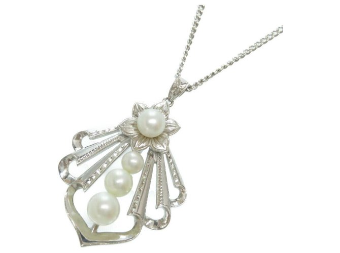 Mikimoto Pearl Necklace Silvery Silver  ref.174617