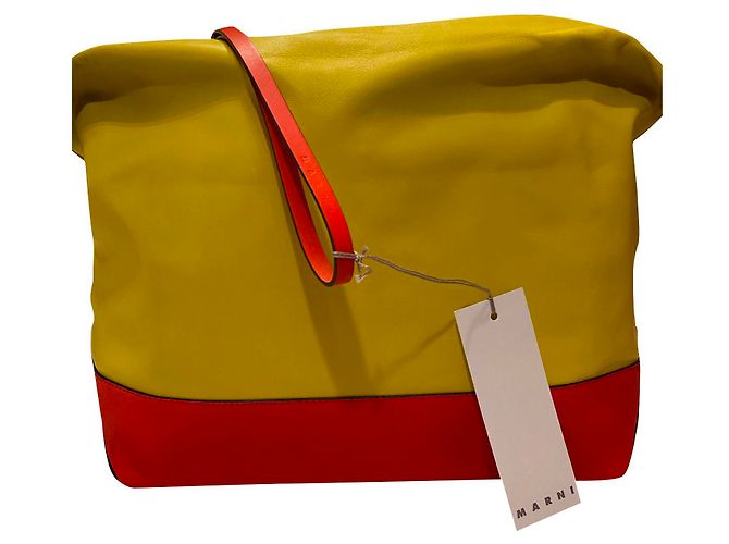 Pochette Marni in pelle gialla Giallo