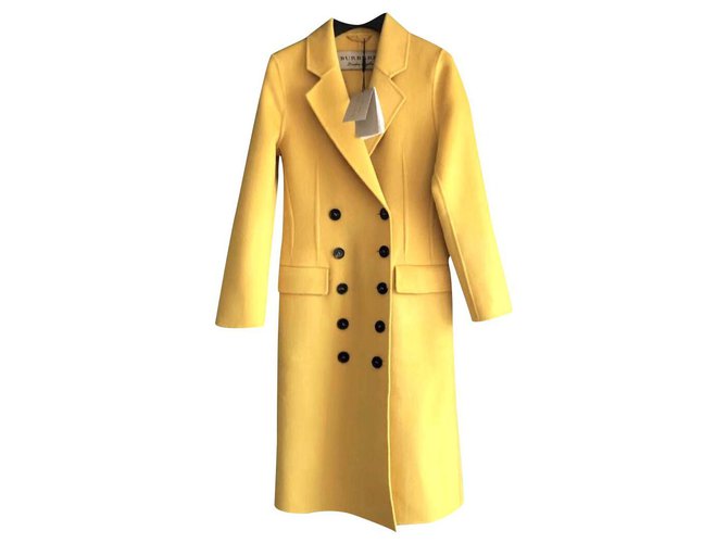 Burberry abrigo de cachemir de lana amarilla UK6 Amarillo Cachemira  ref.174923