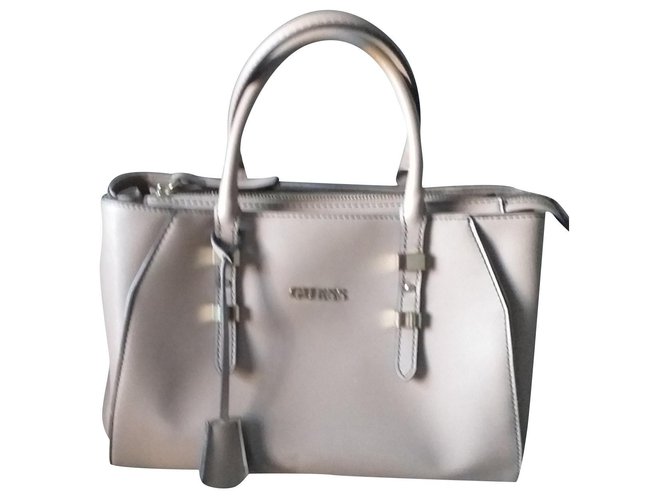 guess speedy bag