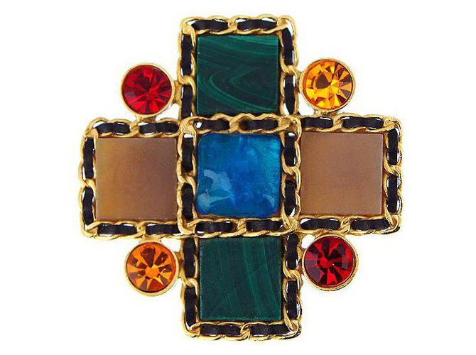 Chanel broche en cristaux de malachite et Gripoix Métal Multicolore  ref.175208