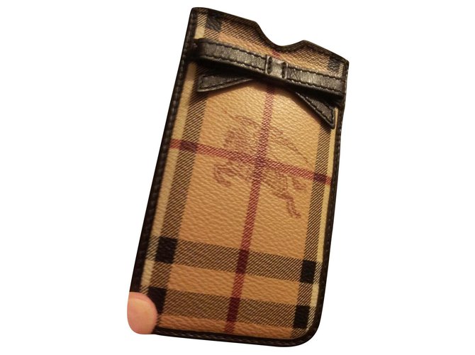 Burberry MODELE CHECK Cuir  ref.175425