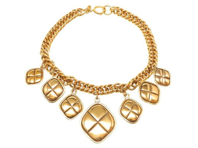 Chanel vintage necklace Golden Metal  ref.175662
